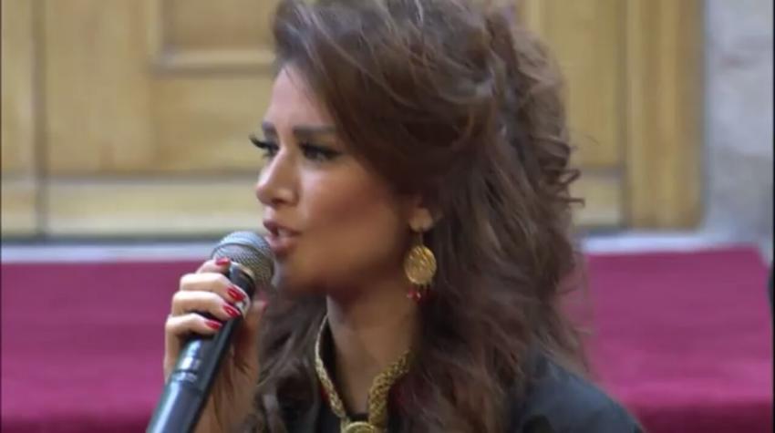 الفنانة سميرة توفيق تحيي نجوميتها في حفل الاستقلال (فيديو، صور) Image