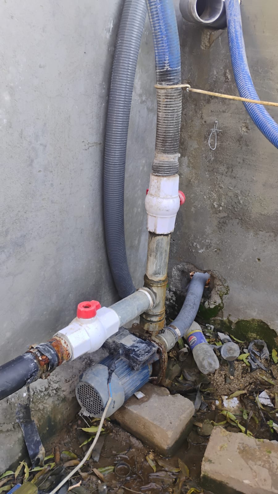 ضبط اعتداءات على خطوط مياه رئيسية في إربد والزرقاء والعاصمة 