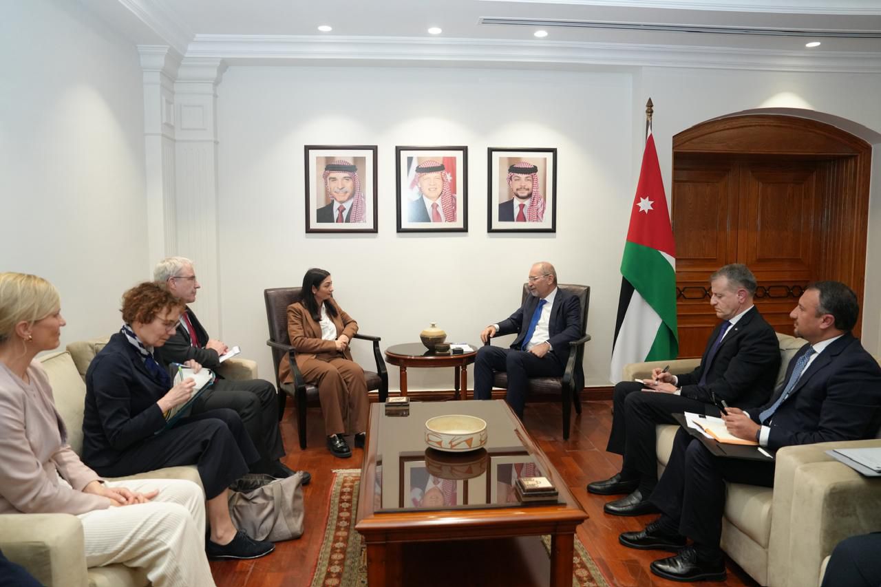 الصفدي ووزيرة التنمية الألمانية: ضرورة دعم اونروا لتمكين استمرارها