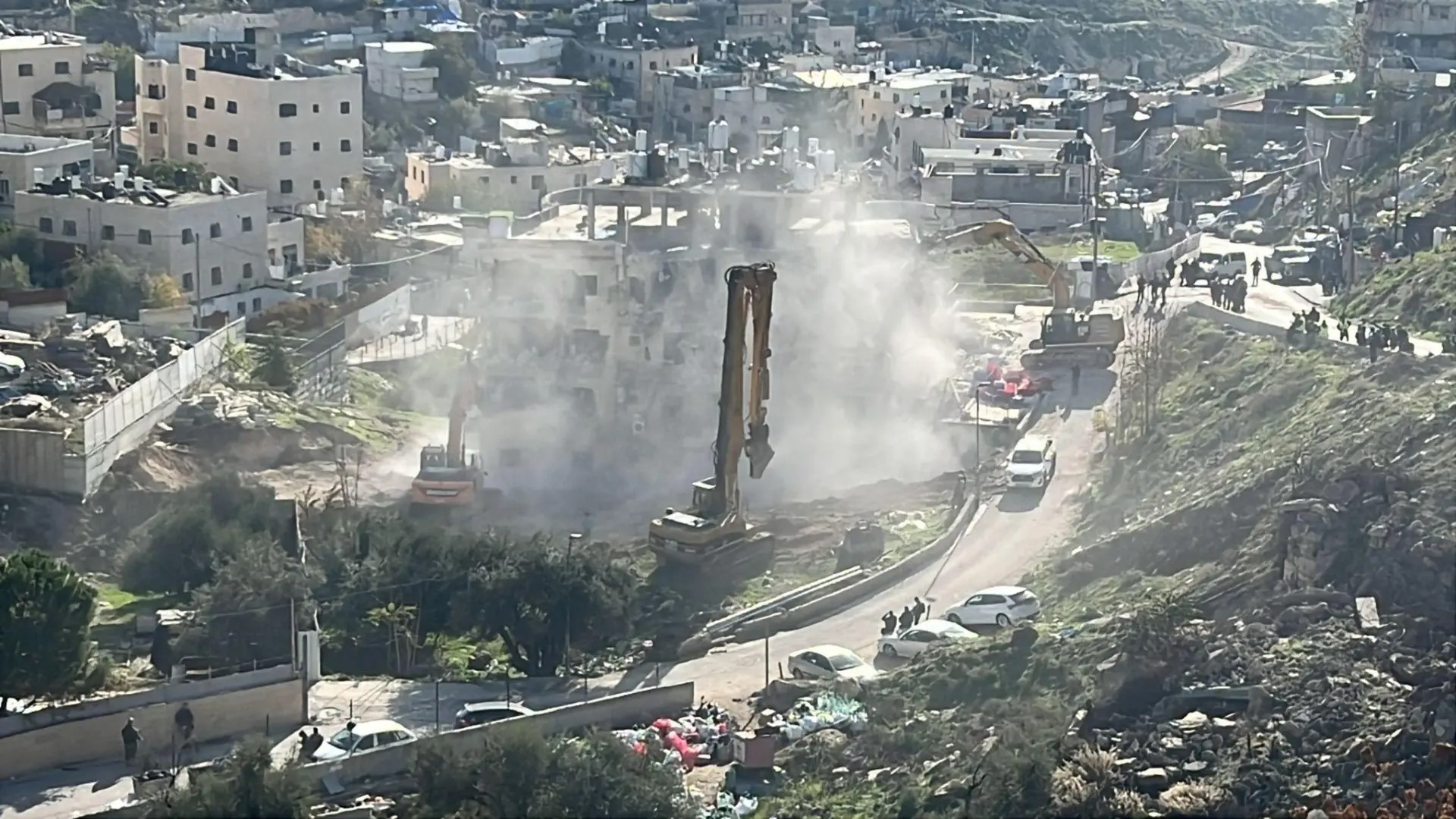 الاحتلال يخلي 11 منزلاً ببلدة سلوان في القدس