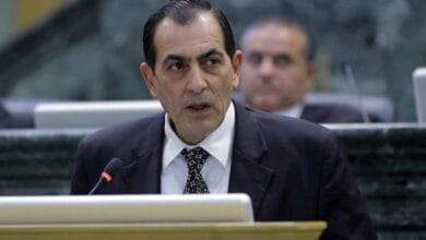 النائب القباعي يغادر غاضبا لعدم إتخاذ إجراء بحق الجراح