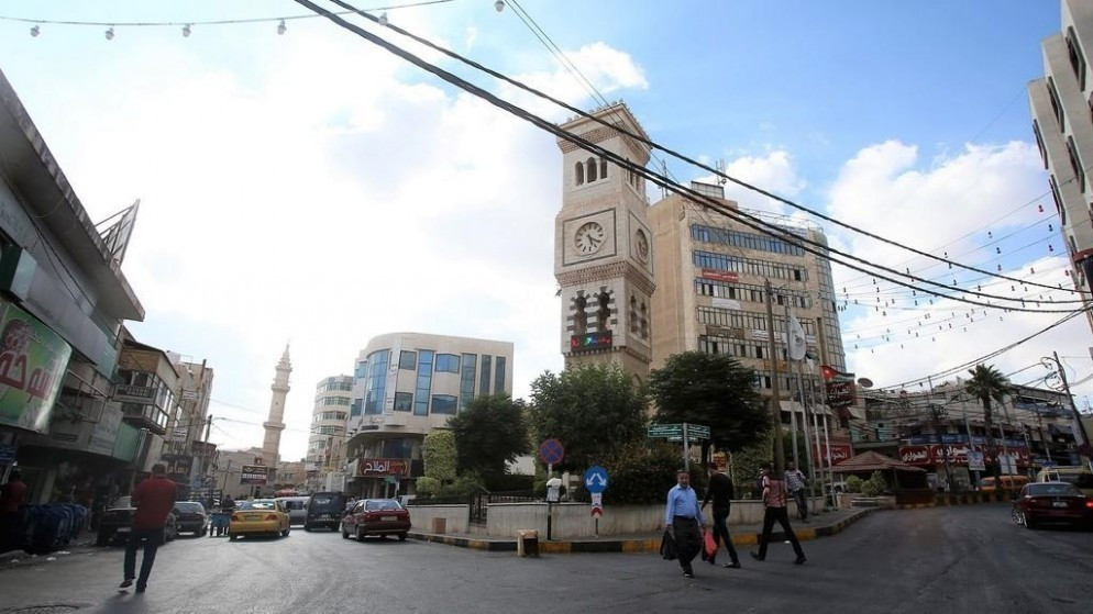 إزالة 25 بسطة متنقلة معتدية على الأرصفة في إربد 