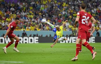 البرازيل تفوز على صريبا بثنائية نظيفة (فيديو، صور)
