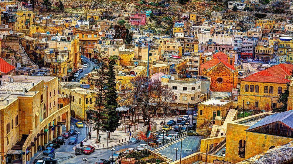 نواب السلط يلتقون الاهالي الاحد