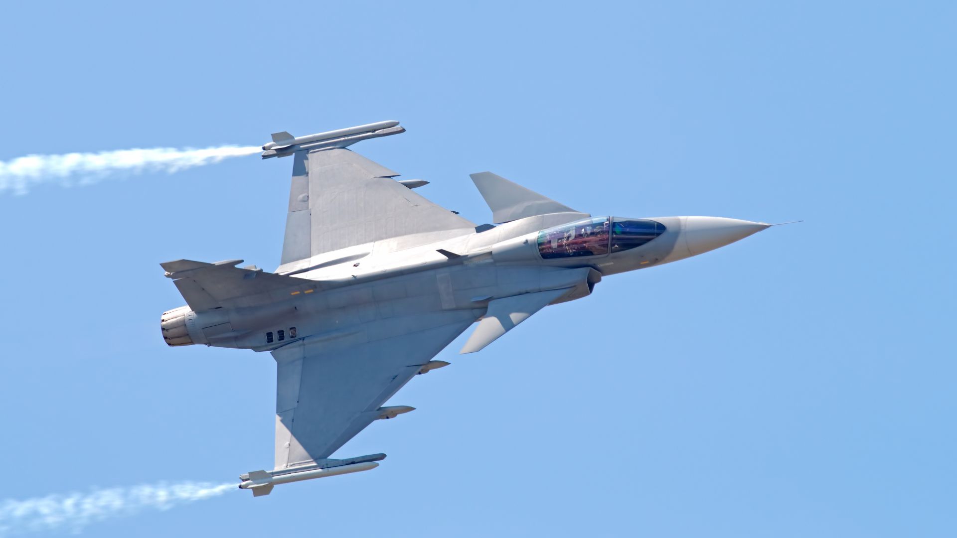 العراق: تجدد القصف بالمسيرات على قاعدة فكتوريا وسط بغداد