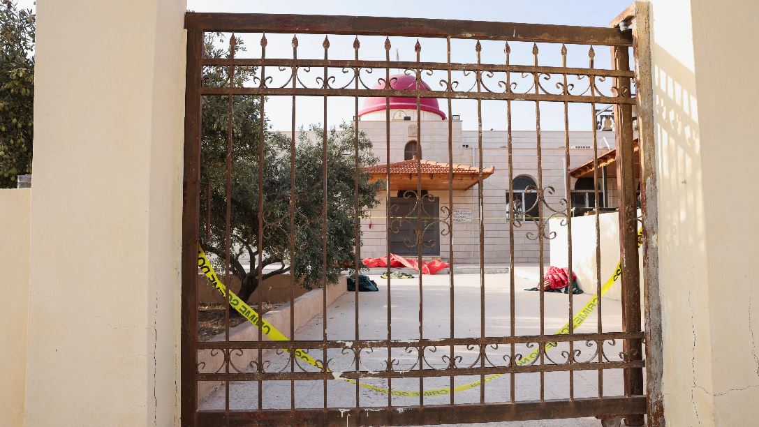 خريجو الجامعات والمعاهد الفرنسية في الأردن يستنكرون جريمة الكرك الإرهابية