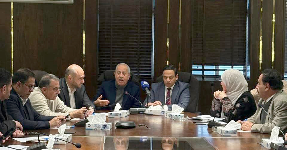 الطاقة النيابية تزور غرفة صناعة الأردن