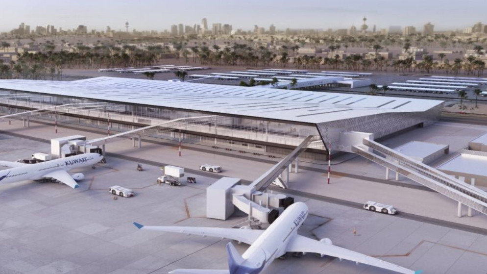 استهداف مطار الكويت الدولي بعدة طائرات مسيّرة