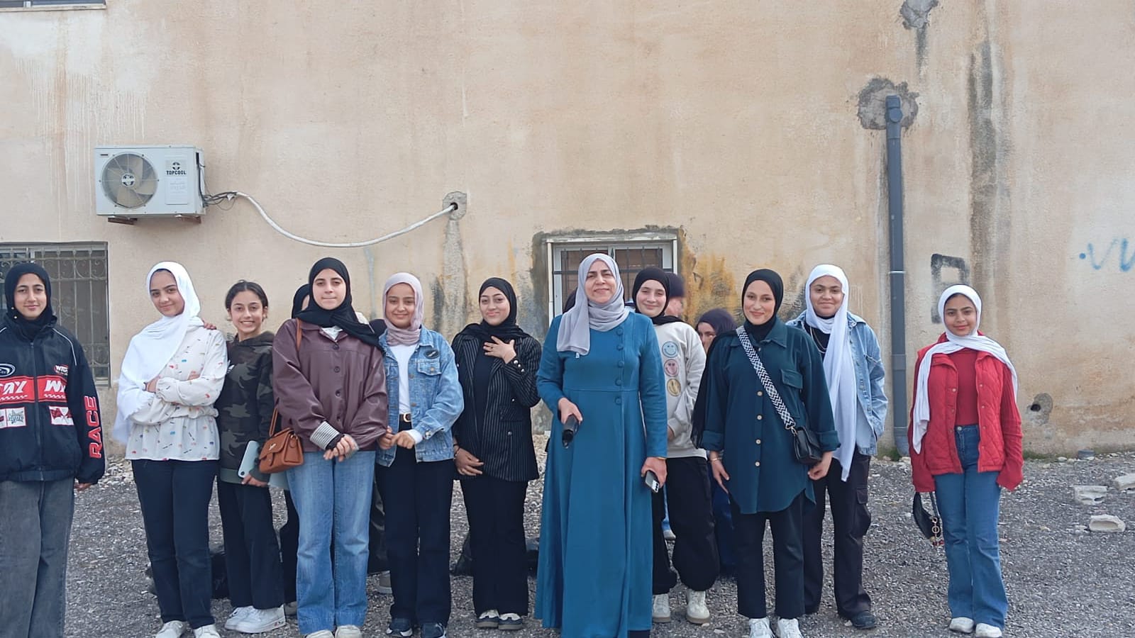 اختتام فعاليات برنامج التطوع الأخضر في مركز شابات الوسطية