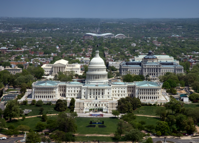 الجمهوريون يفشلون مشروعًا لتقييد صلاحيات ترامب في الحرب 