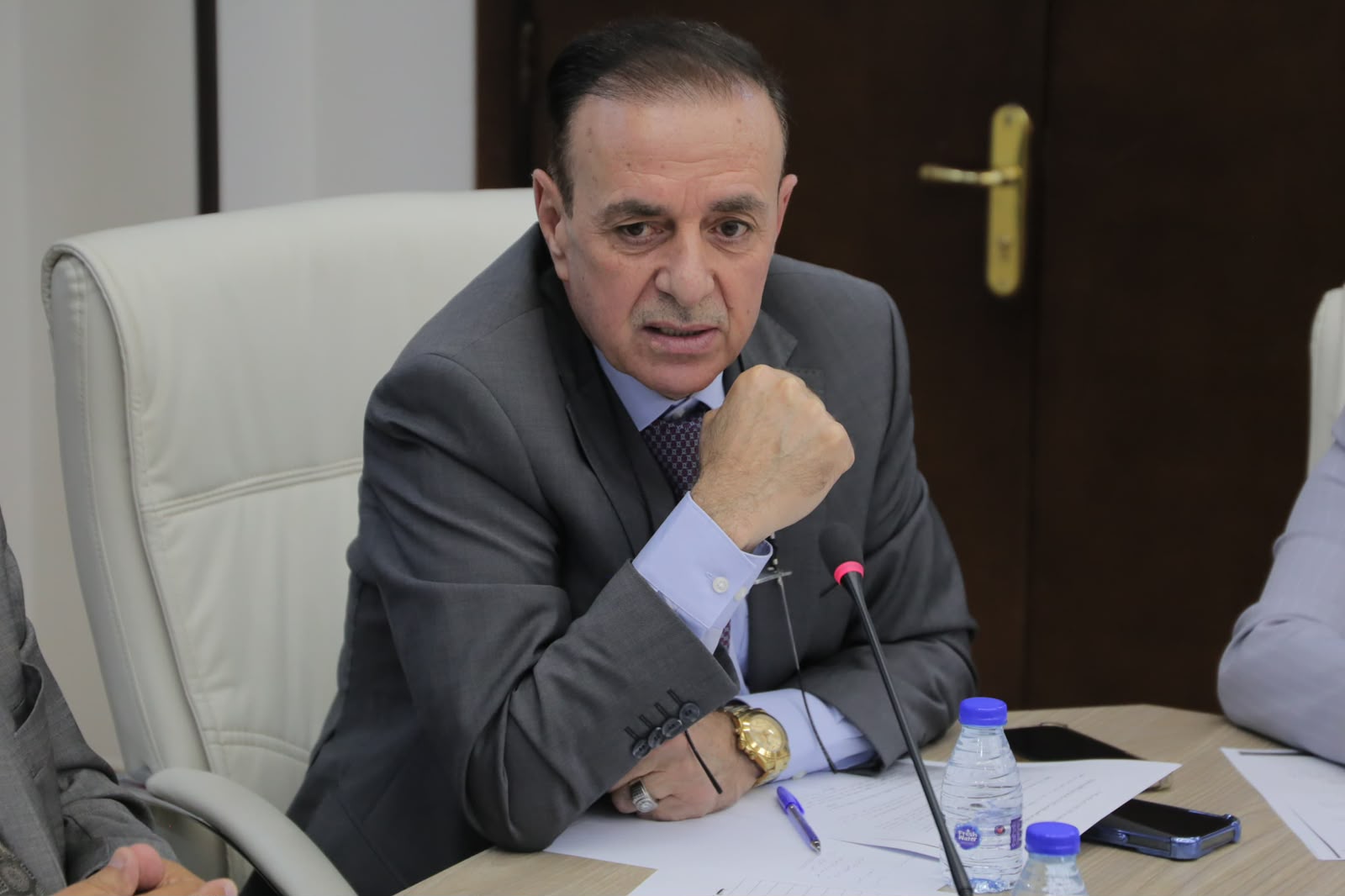 الزعبي: من يستهدف كنيسة في الأردن يستهدف الوطن بأكمله