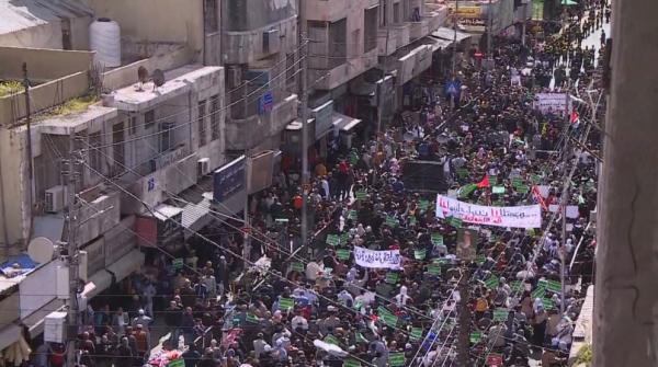 مسيرات وفعاليات تعم محافظات المملكة نصرة لغزة 
