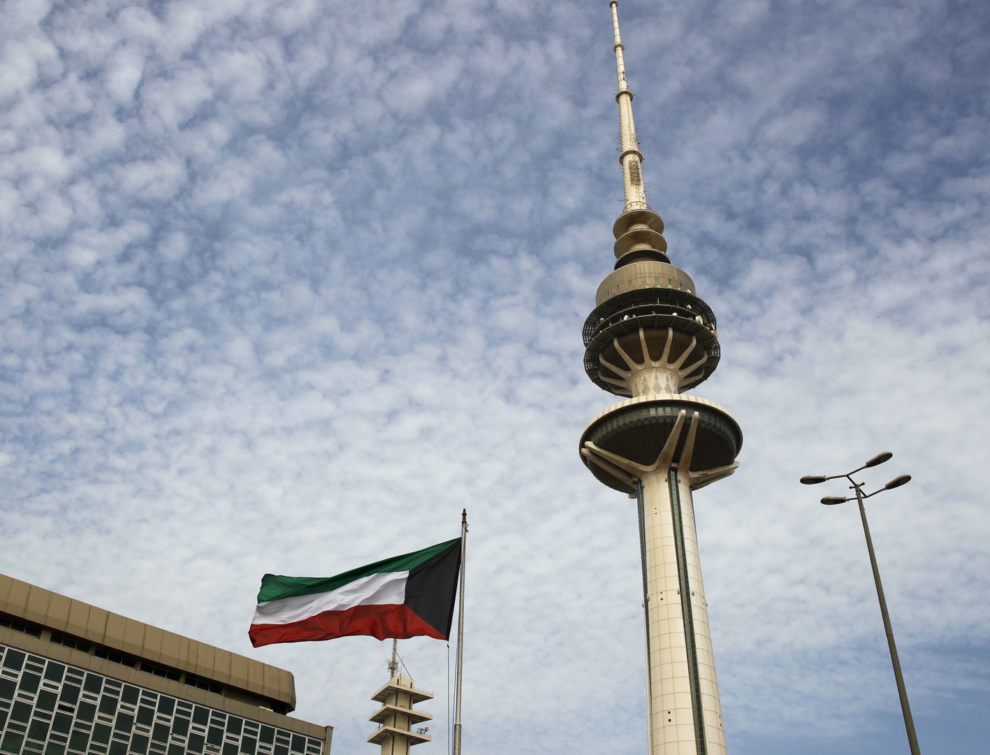 الكويت: الحكومة الجديدة تؤدي اليمين الدستورية 