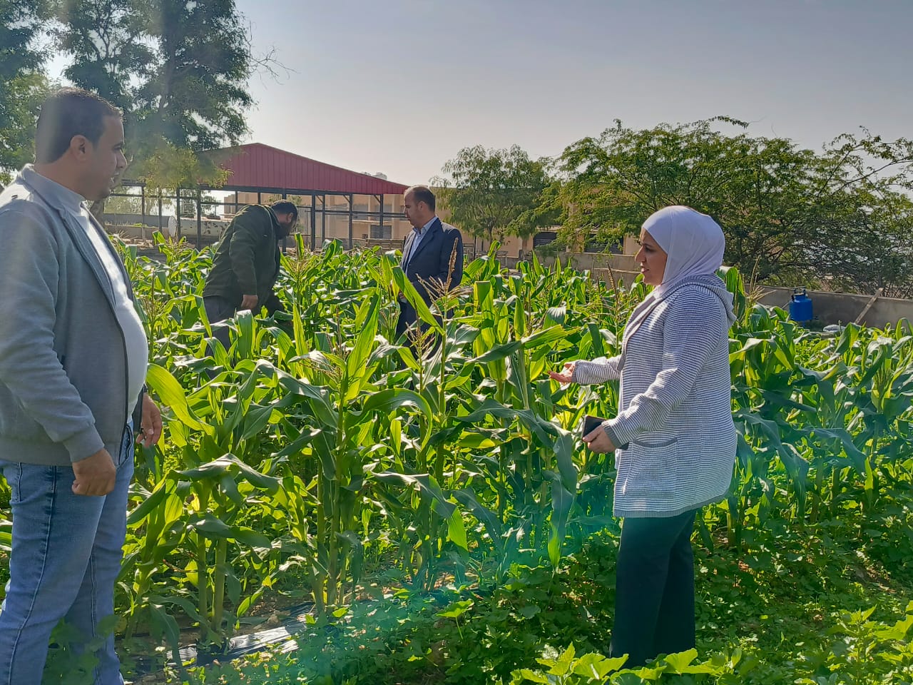 العدوان تشيد بجاهزية القسم الزراعي وتثمّن إنجازات المسار المهني والتقني