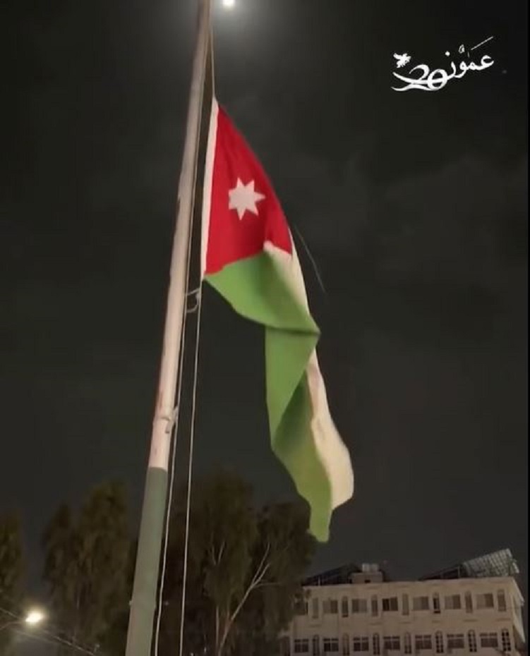 تنكيس الأعلام في الأردن حدادا على شهداء كنيسة الكرك