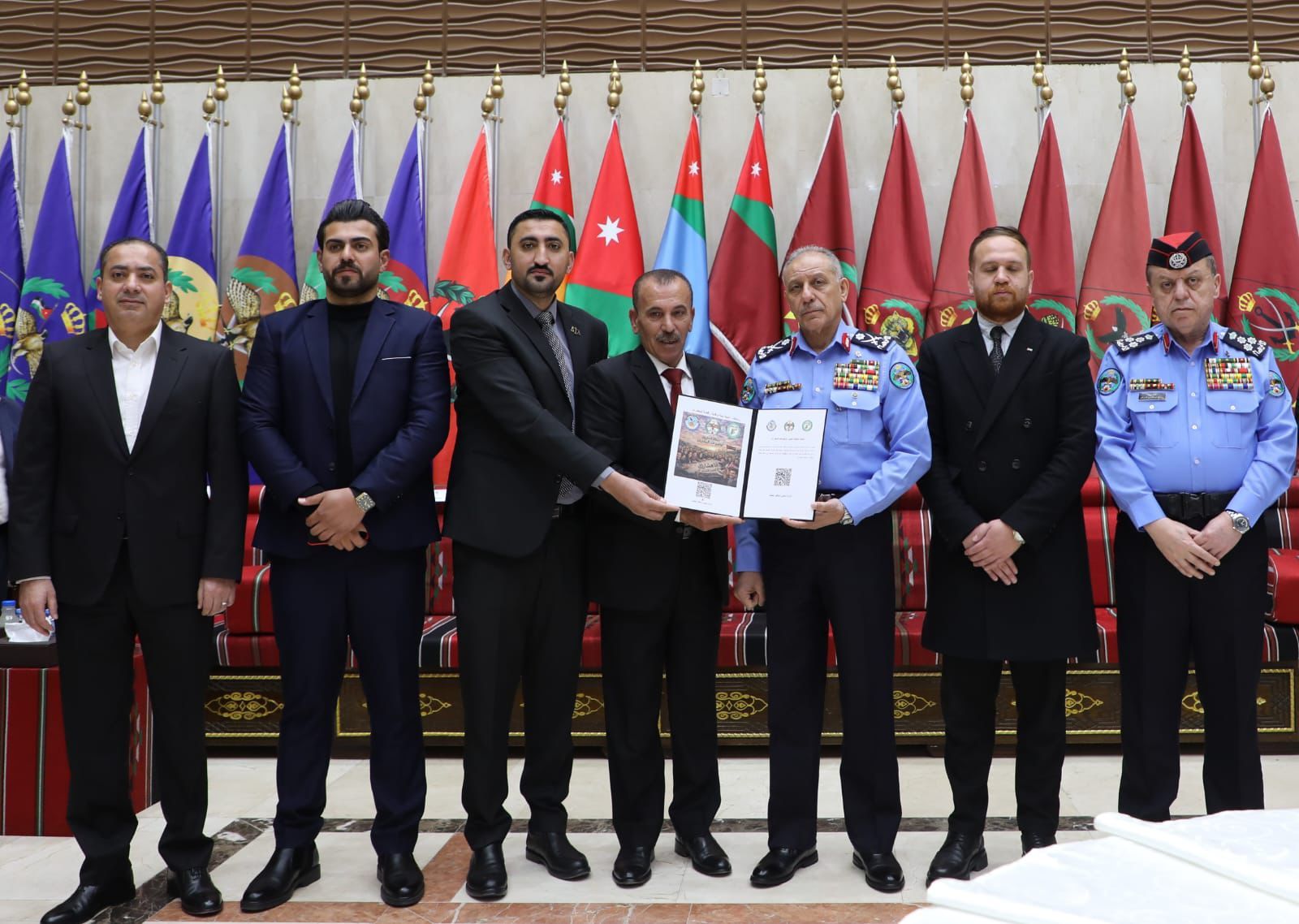 مدير الأمن العام يلتقي رئيس جمعية الملتقى الوطني