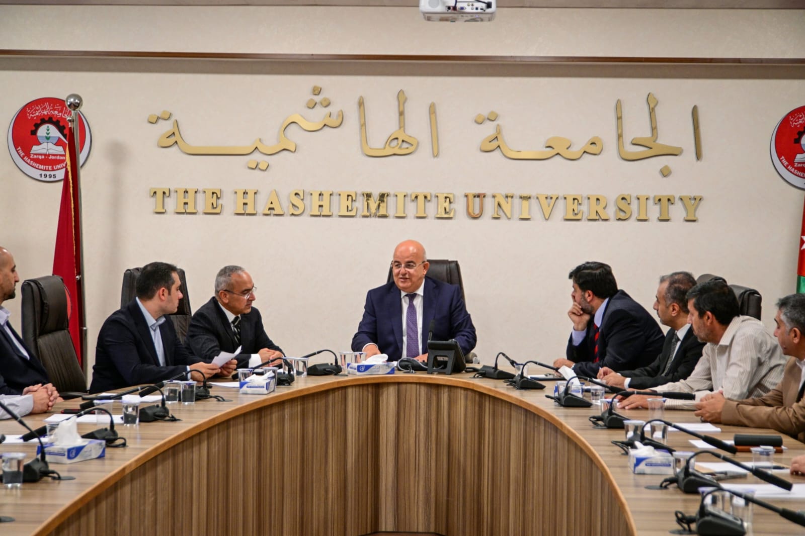 الجامعة الهاشمية تبحث تطوير مجلاتها الأكاديمية وتعزيز جودة النشر العلمي
