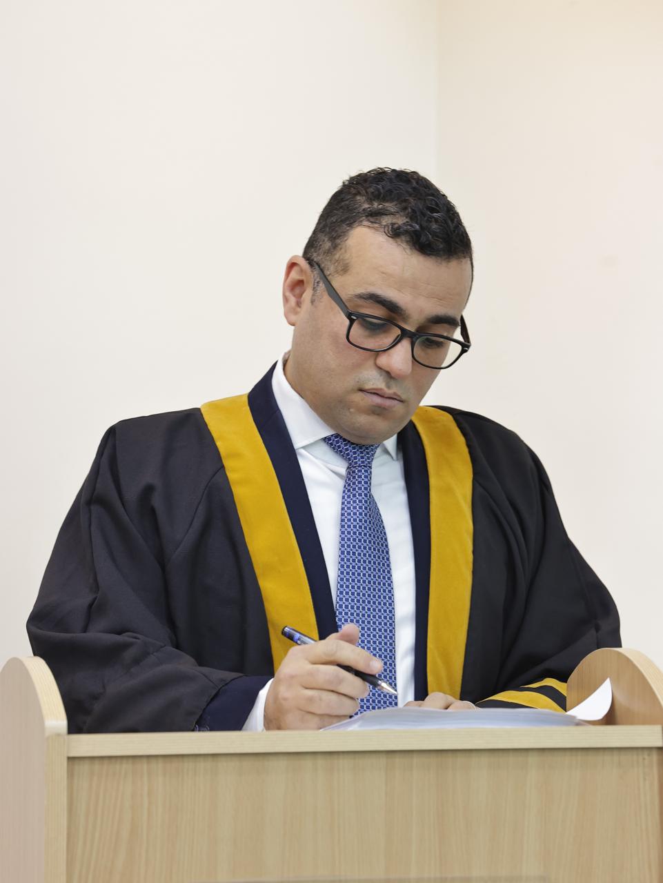 الماجستير للزميل الجرايشة في السياسات الانتخابية