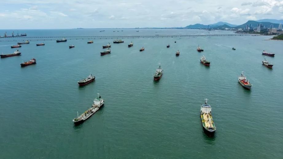 الأردن يسجل أول حالة طلاق بسبب مضيق هرمز