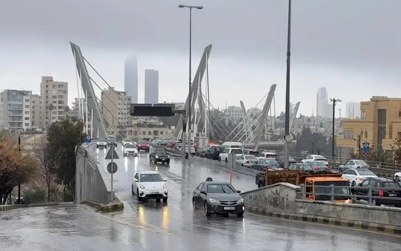 الأردن تحت تأثير المنخفض أول أيام العيد وتحذيرات من السيول