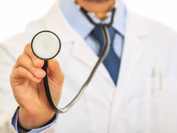 مطالبات بتعديل قانون المجلس الطبي