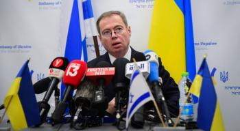 سفير أوكرانيا في تل أبيب يعلن تضامنه مع الإسرائيليين