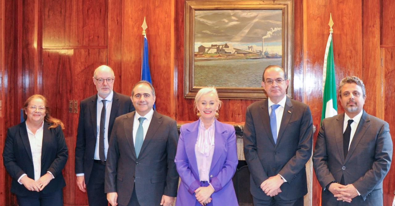 وفد وزاري في إيرلندا تحضيرًا لمؤتمر الاستثمار الأردني الاوروبي 