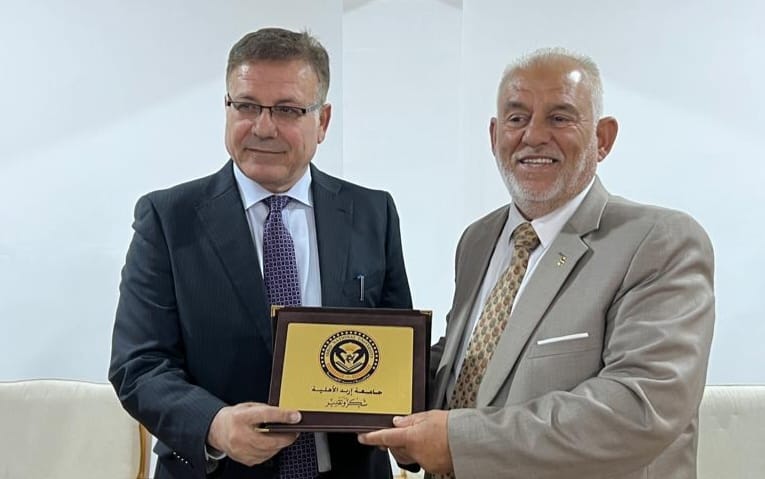 أسرة جامعة إربد الأهلية تتبادل التهاني بمناسبة عيد الفطر السعيد