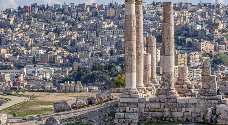 الخميس  ..   أجواء حارة نسبياً في أغلب المناطق 