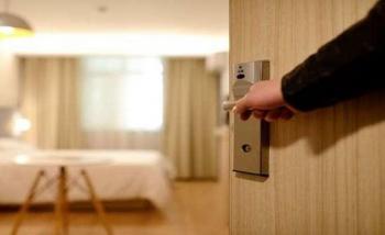 اتفاقية لصالح 1600 عامل في فنادق الضمان