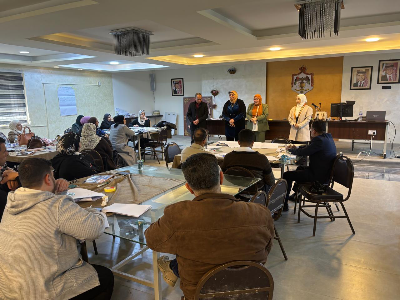 الشطناوي تفتتح ورشة لمعلمي الثانوية العامة