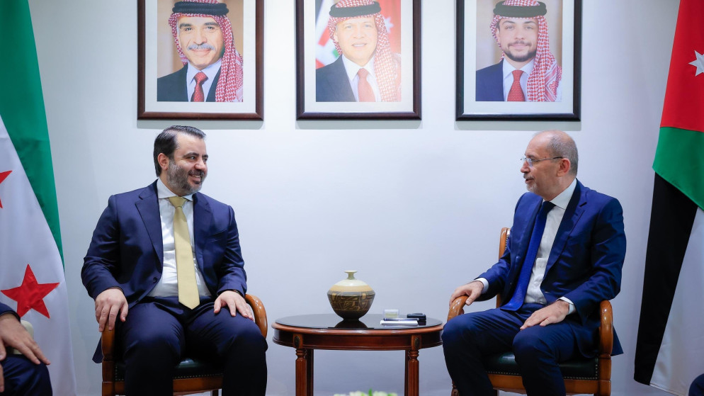 وزير الخارجية يلتقي نظيره السوري في عمّان