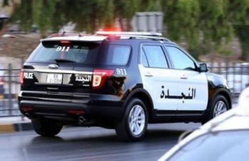 ضبط سارقي مركبة في عمان 