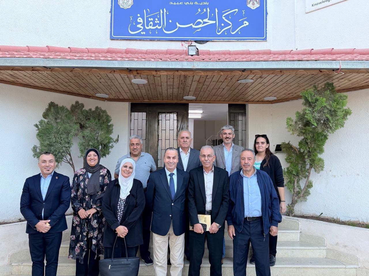 بحث التحضيرات لمهرجان الحصن للثقافة