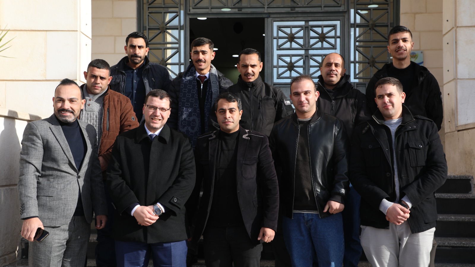 جامعة الزرقاء تستقبل متدربين من الإعلام العسكري ضمن دورة متخصصة في الإخراج والمونتاج