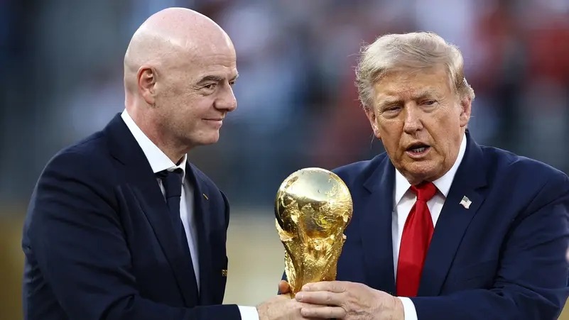 إنفانتينو يرد بعنف على منتقدي كأس العالم: تنشرون الشائعات والكراهية