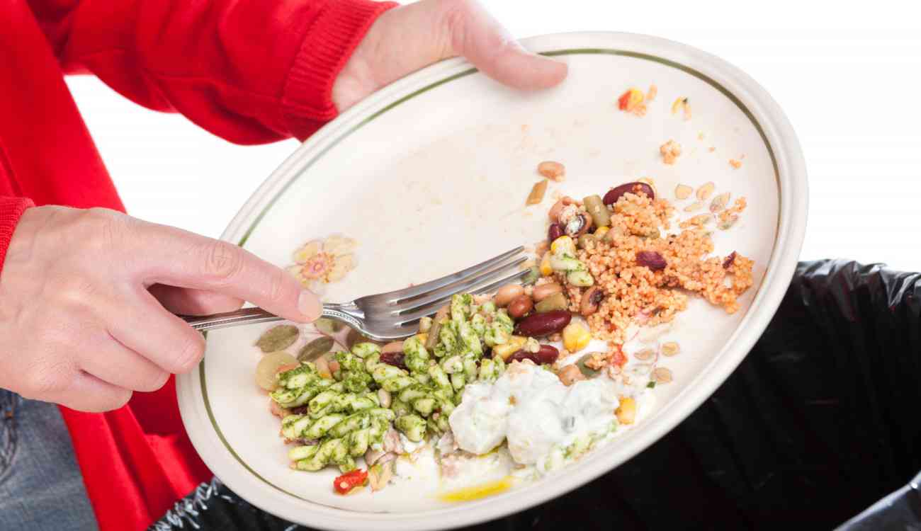 بقايا طعام شائعة قد تهدد حياتك ..  تعرف عليها