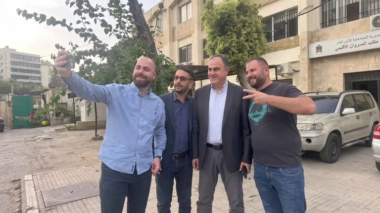 بعد حكم المؤبد ..  الإفراج النهائي عن دكتور فود بعفو عام في لبنان