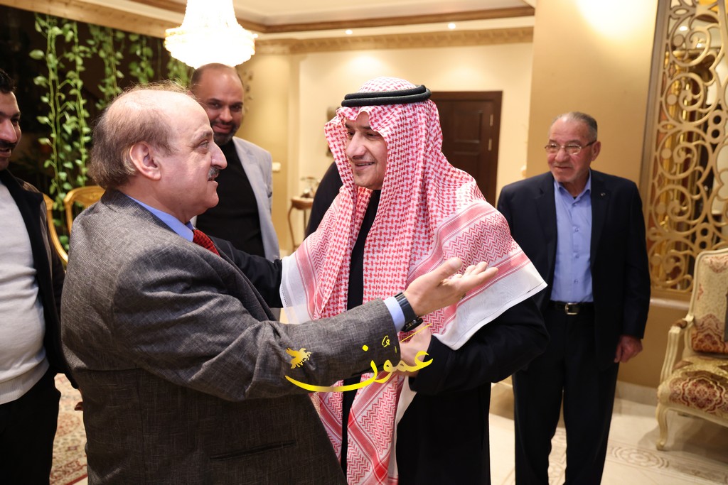 السفير السعودي في دارة عوجان (صور)