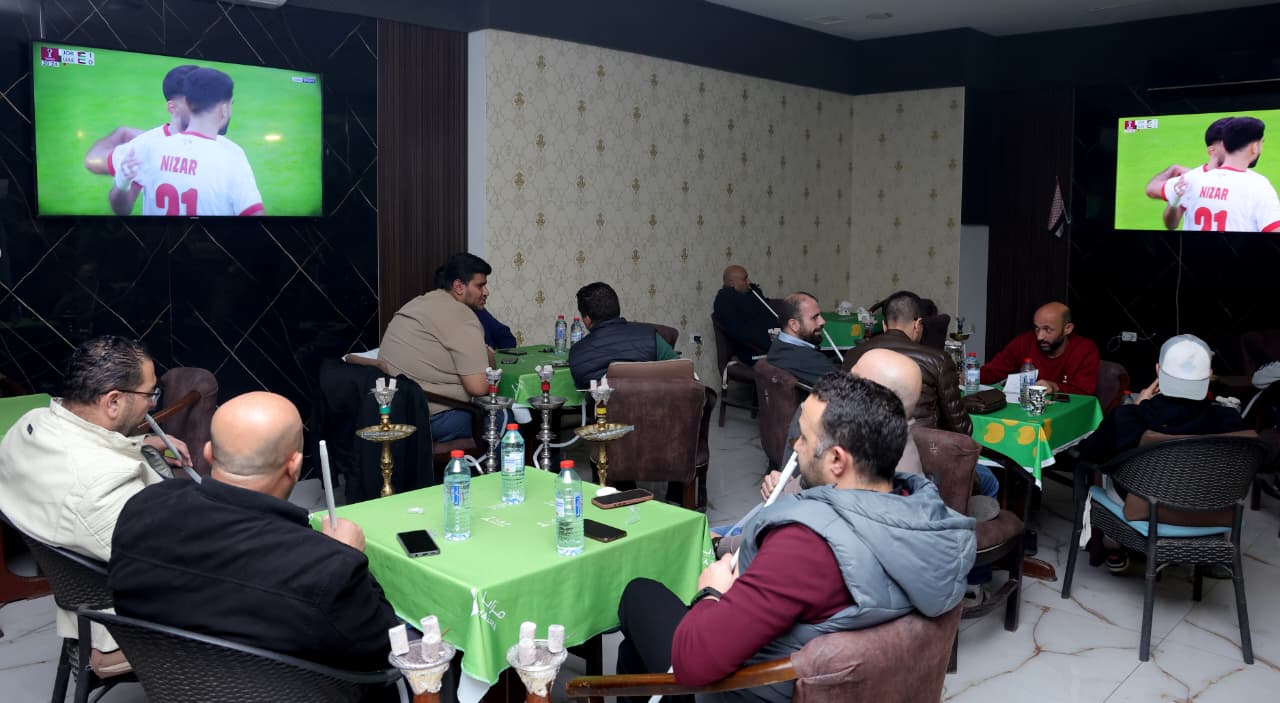 %100 نسبة إشغال المقاهي والمطاعم خلال مباريات النشامى 