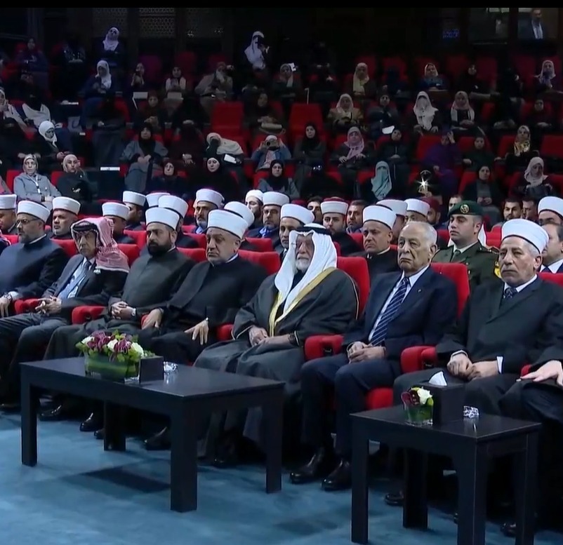 مندوباً عن الملك ..  الأمير علي بن نايف يرعى المجلس العلمي الهاشمي