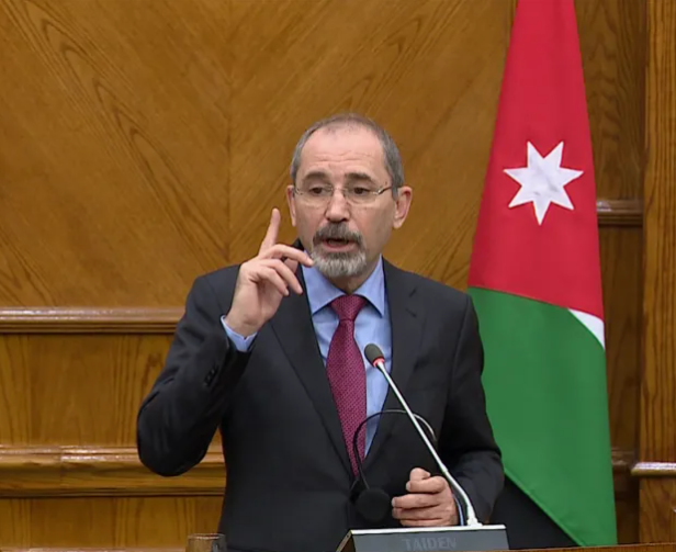 الصفدي: الأردن مع سوريا وييسندها في كل خطوة من إعادة البناء