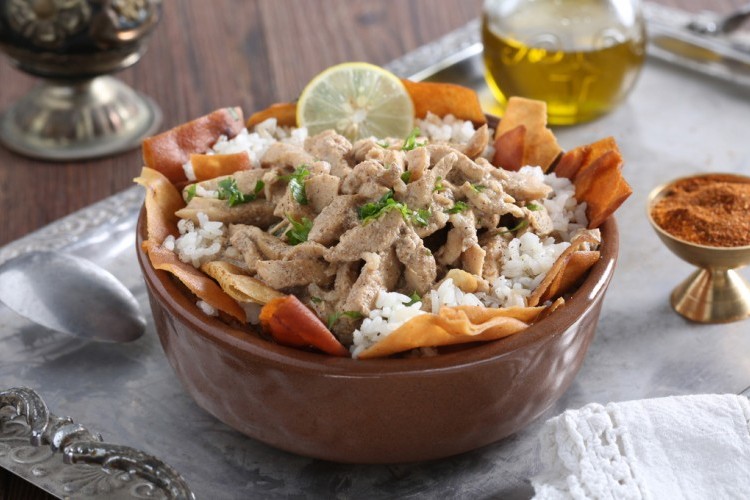 طريقة عمل فتة الدجاج