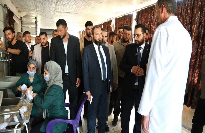 سوريا ..  وثيقة مثيرة للجدل حول الزي الوظيفي المحتشم واللائق
