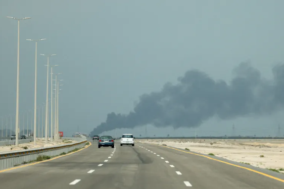 السعودية: اعتراض 3 صواريخ و4 مسيّرات إيرانية