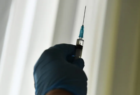 روسيا تطور لقاحًا لمكافحة السلالة الجديدة من فيروس إيبولا