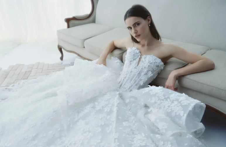 كيف تستعد عروس العيد ليوم الزفاف؟ برنامج جمالي متكامل للعناية قبل ليلة العمر