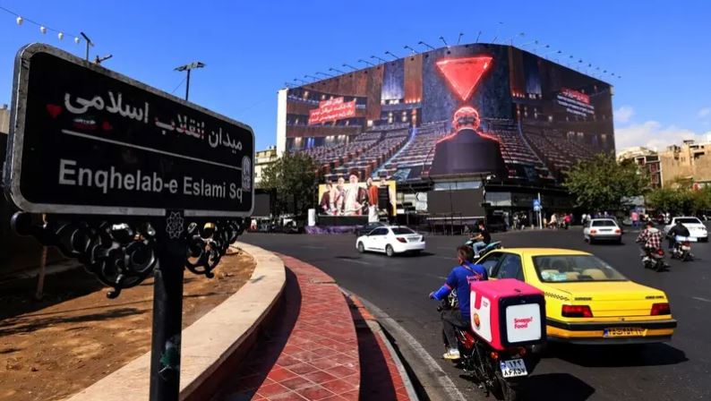 كل شيء ممكن ..  ترامب يميل لعملية عسكرية واسعة ضد طهران