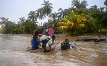 42 وفاة على الأقل بفيضانات ضربت هايتي  