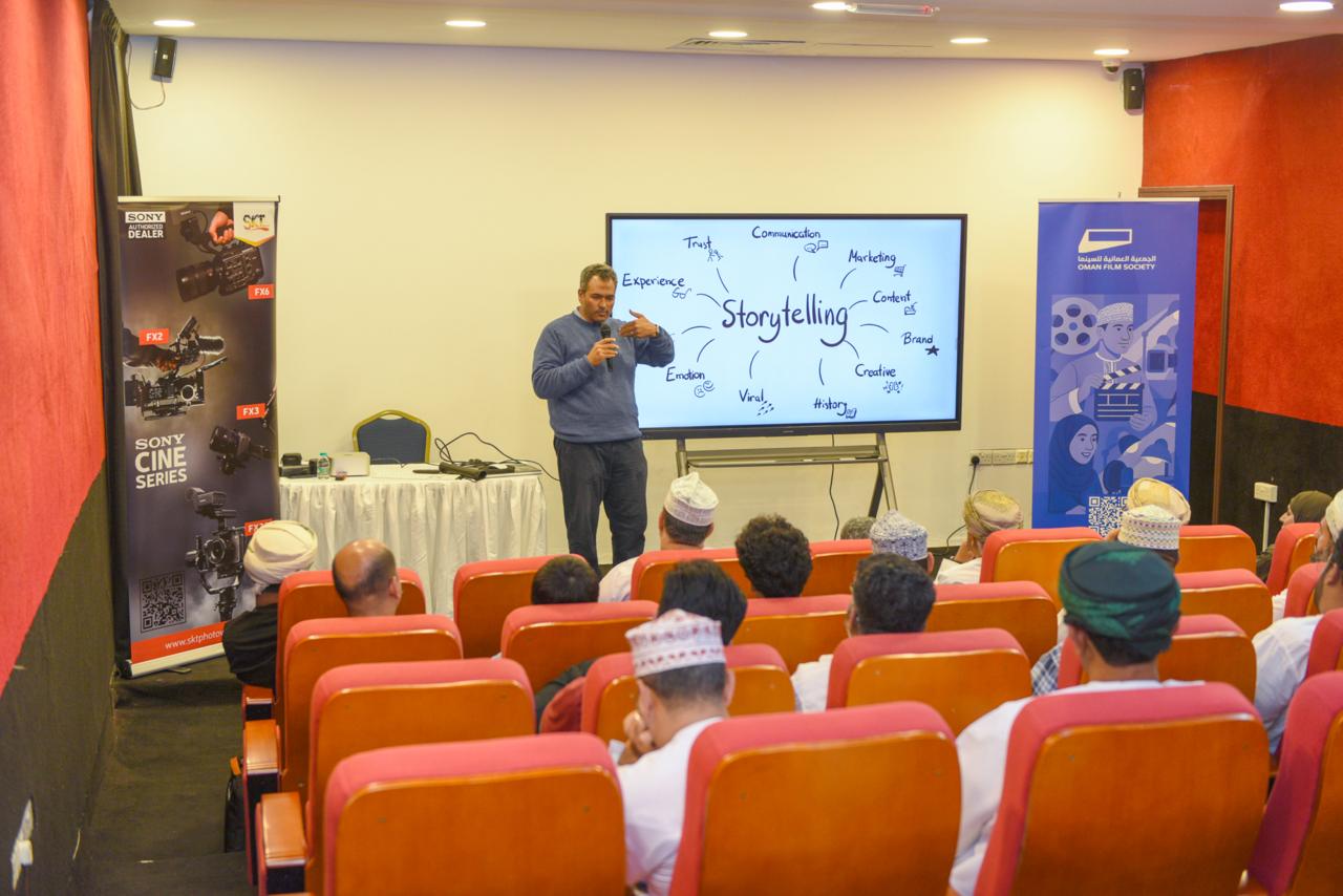 الجمعية العُمانية للسينما تنظّم ورشة “التفكير كمُدير تصوير سينمائي”